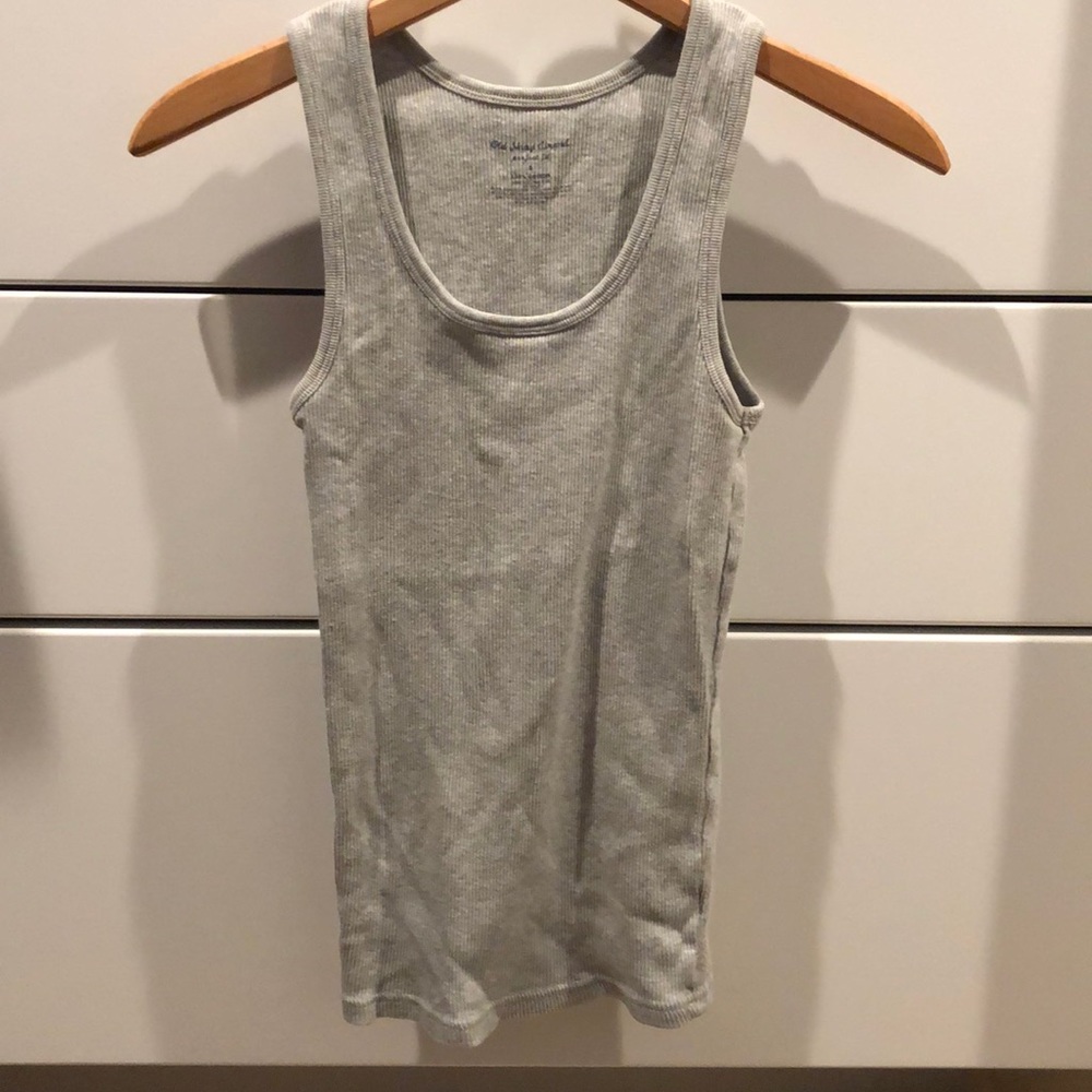 🌶 5 for $20: Gray tank top